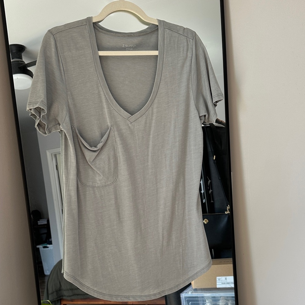 Z Supply Light blue V-Neck Tee - Picture 2 of 4